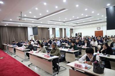 河南省流量與環(huán)保計(jì)量技術(shù)委員會(huì)在鄭州成功舉辦產(chǎn)業(yè)計(jì)量聯(lián)盟交流會(huì)